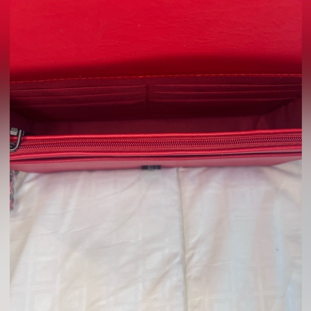 Badgley Mischka Red Pleated Crossbody/Clutch - Picture 4 of 12
